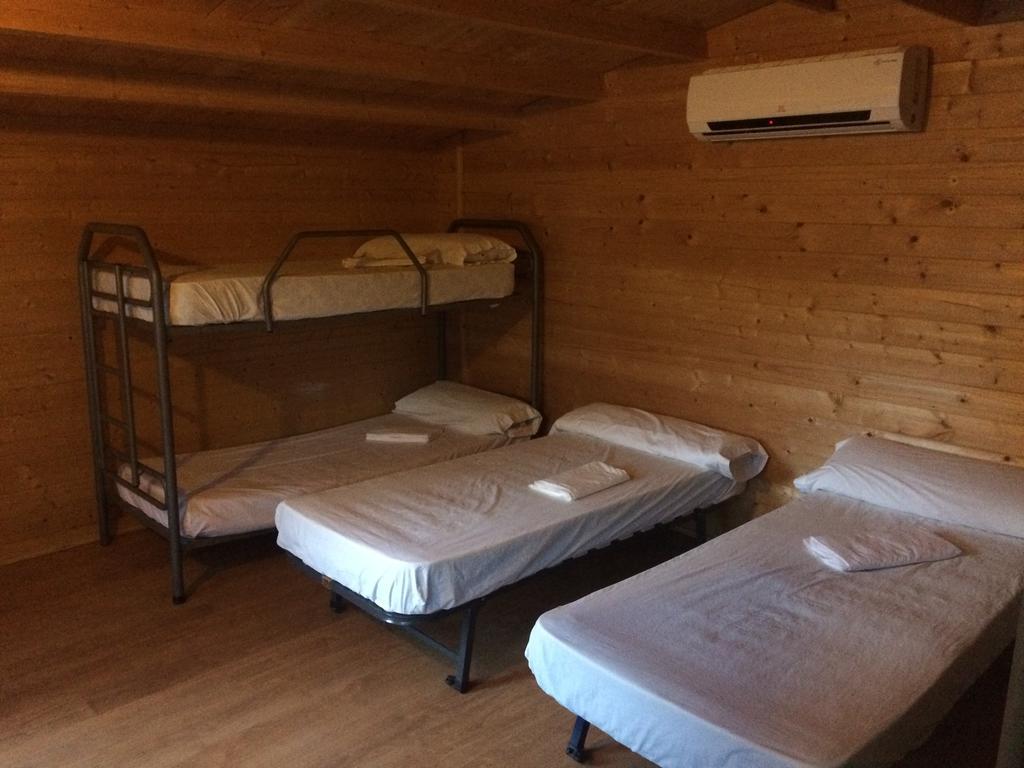 Camping Valdearenas Iznájar Εξωτερικό φωτογραφία