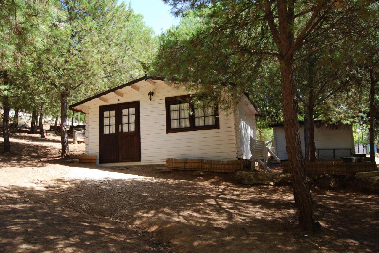 Camping Valdearenas Iznájar Εξωτερικό φωτογραφία