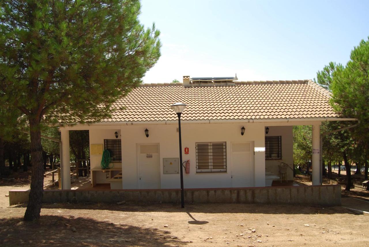 Camping Valdearenas Iznájar Εξωτερικό φωτογραφία